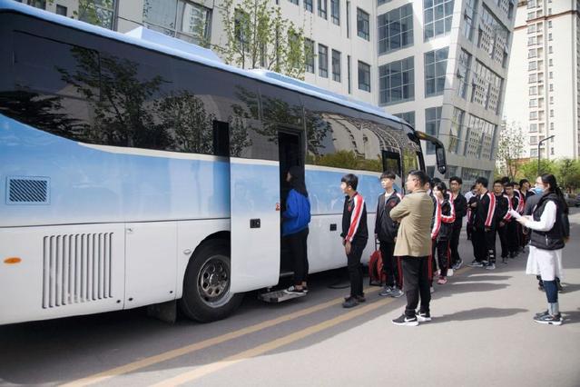 去醫(yī)院體檢已過時，移動醫(yī)療車讓體檢更便捷