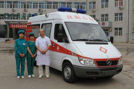 車禍期間，救護車及時出現(xiàn)能救人于危難